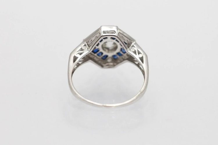 Bague 53 Bague Art déco en or blanc 14 carats avec diamants et saphirs 58 Facettes 10488