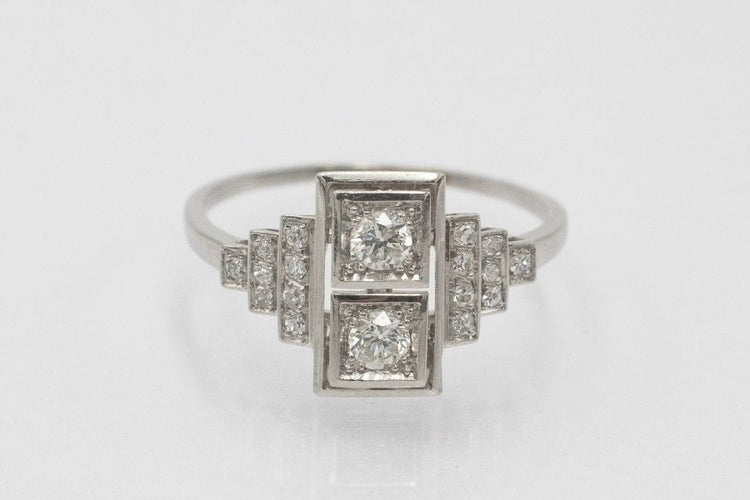 Bague 59 Bague Art déco en platine et diamants taille brillant ancien 58 Facettes 11327