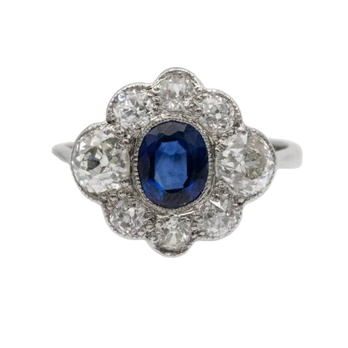 Bague Bague ancienne ovale en or blanc 18 carats, saphir et diamants 58 Facettes 11482