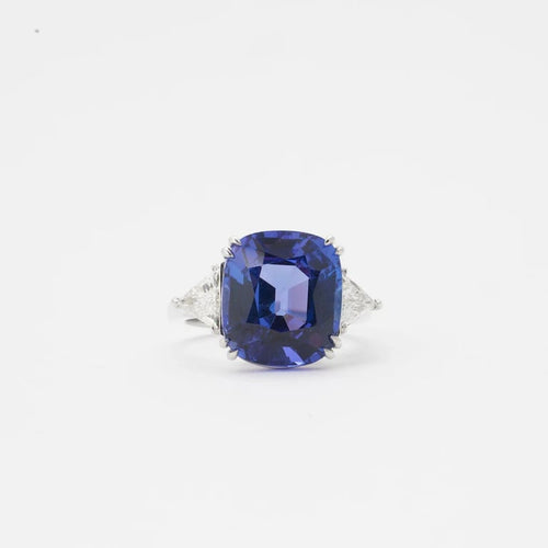 Bague 54 Bague en or blanc 18 carats avec tanzanite et diamants 58 Facettes
