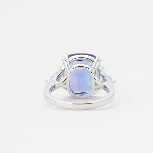 Bague 54 Bague en or blanc 18 carats avec tanzanite et diamants 58 Facettes
