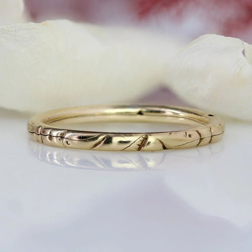 Bague 54 Alliance double ciselée en or jaune 18 carats 58 Facettes 25-145