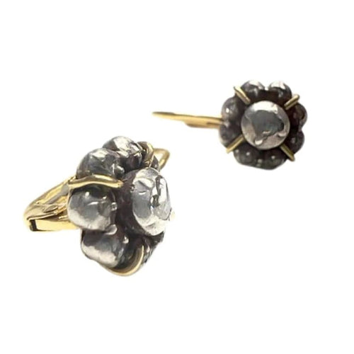 Boucles d'oreilles Boucles d’oreilles anciennes - Diamants en or jaune et argent 18 ct 58 Facettes Q145B