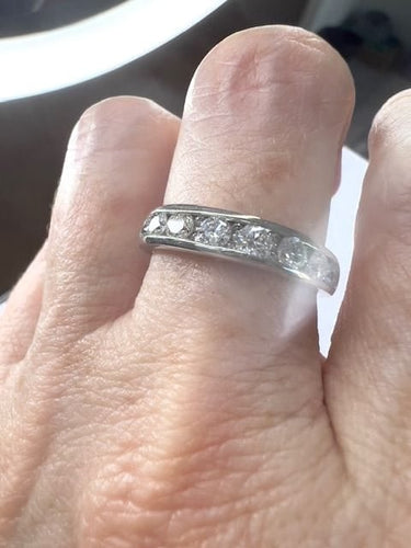 ad2f9023-c11f-4939-489a-0f4d6a397e00