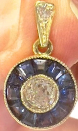 Pendentif Pendentif Art déco en or jaune 18 ct avec diamants et saphirs 58 Facettes A2613