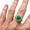 Bague 52 Bague design contemporain XXe siècle en or blanc 18 carats, diamants et émeraude 58 Facettes Q272B