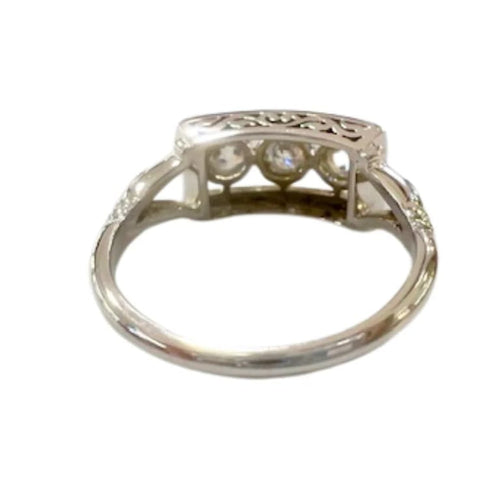 e81bc0bf-41c0-4fa1-901c-4c3ccc5cc300