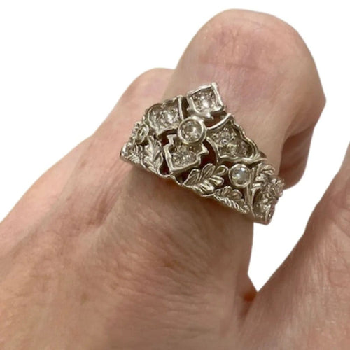 Bague 54 Bague contemporaine XXe siècle en or jaune 18 carats et diamants 58 Facettes Q125B