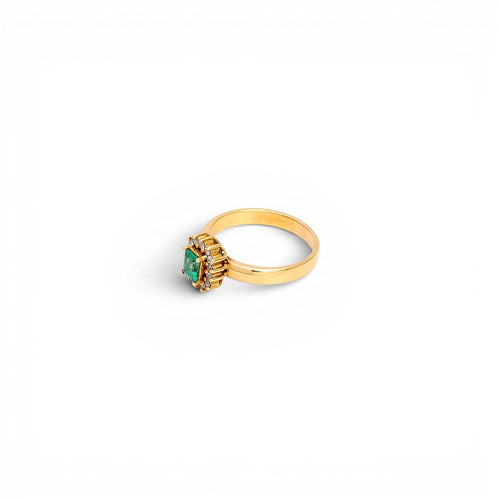 Bague 58 Bague design contemporain en or 18 carats avec diamants et émeraude 58 Facettes Q287B