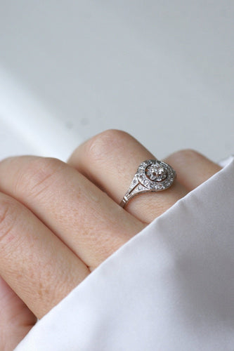 Bague 59 Art Déco - Bague cible en or blanc et platine diamants 58 Facettes