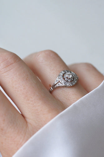 Bague 59 Art Déco - Bague cible en or blanc et platine diamants 58 Facettes