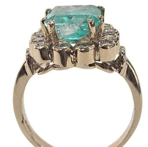 Bague 51 Bague en or jaune 18 carats avec émeraude colombienne 2,20 ct et diamants 58 Facettes Q409B