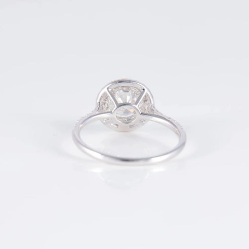 427a946e-06bb-4825-f92e-7c99487e4900