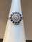 Bague 57 Bague fleur Art déco en or 18 ct, diamants et saphirs 58 Facettes AB45