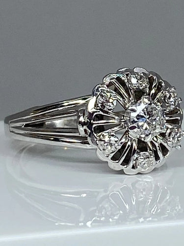 a585fa0e-c132-40d6-8e66-93dfb707e900