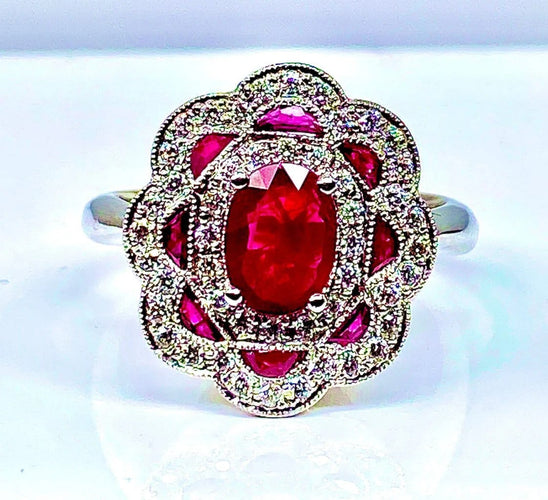 Bague 51 Bague marguerite en or blanc 18 carats rubis et diamants 58 Facettes AB218