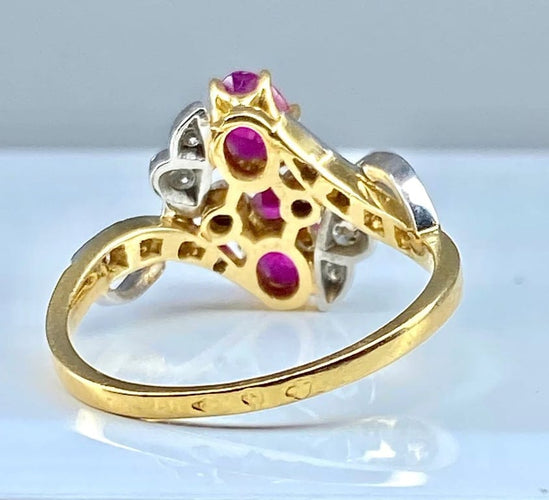 Bague 51 Bague en or jaune 18 carats et platine avec rubis et diamants 58 Facettes AB313