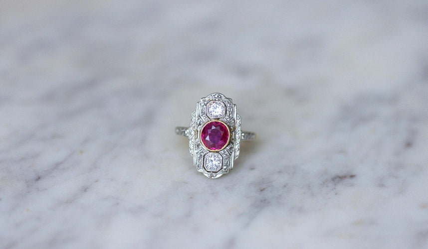 Bague 53 Art Déco - Bague marquise rubis birman et diamants 58 Facettes