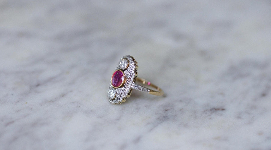 Bague 53 Art Déco - Bague marquise rubis birman et diamants 58 Facettes