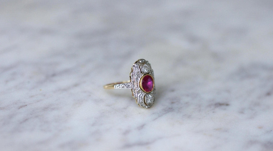 Bague 53 Art Déco - Bague marquise rubis birman et diamants 58 Facettes