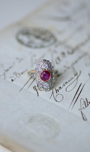 Bague 53 Art Déco - Bague marquise rubis birman et diamants 58 Facettes