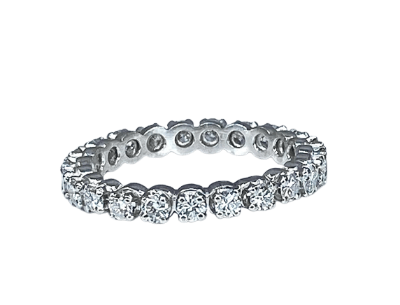 Bague 54 Alliance en platine sertie de 23 diamants taille brillant 58 Facettes AB393