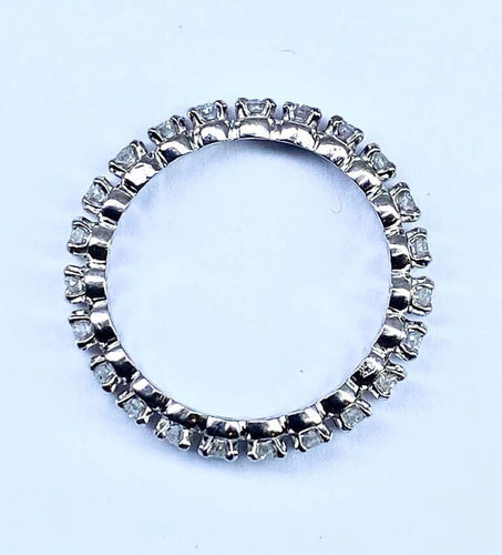 Bague 54 Alliance en platine sertie de 23 diamants taille brillant 58 Facettes AB393