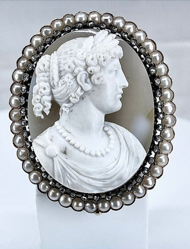 e6f05351-144f-4271-505a-4369547a4a00