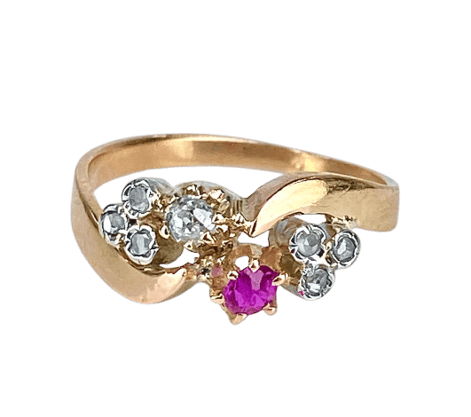 Bague 49 Bague en or jaune 18 carats avec diamants et rubis, époque 1900 58 Facettes AB490