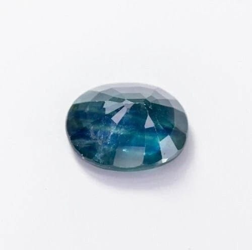 Gemstone Saphir bleu chauffé ovale 3,63 ct avec certificat GCI 58 Facettes 403