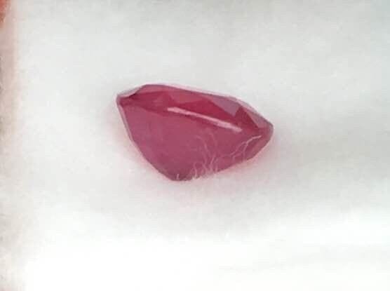 Gemstone Rubis naturel 9,02 ct taille coussin 58 Facettes 379