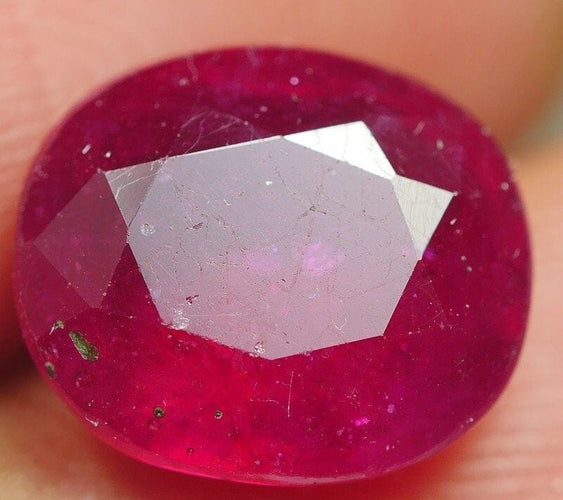 Gemstone Rubis naturel ovale 5,20 ct 58 Facettes 339