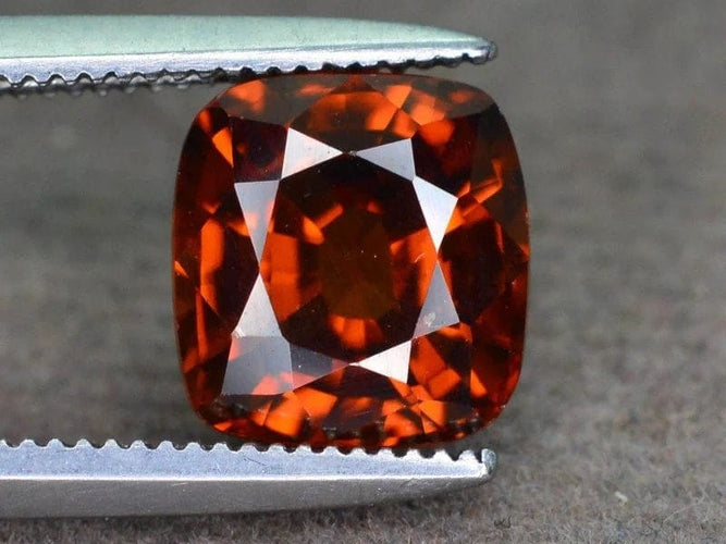 Gemstone Zircon orange non chauffé - Pierre 2,00 ct taille coussin 58 Facettes 288