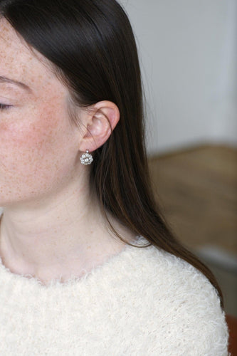 Boucles d'oreilles Boucles d'oreilles Marguerite en or rose et platine, diamants 3,00 cts 58 Facettes