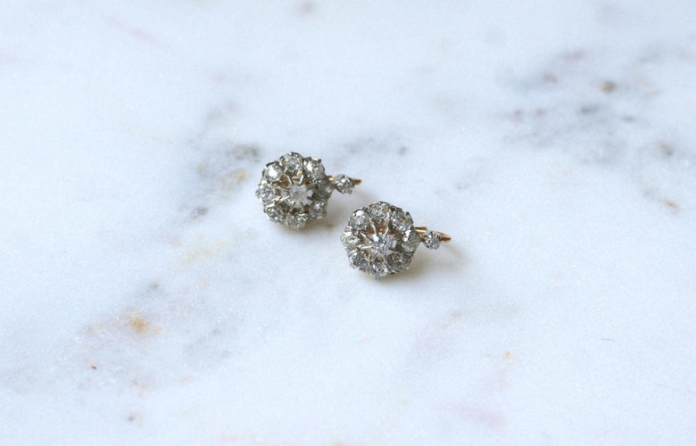 Boucles d'oreilles Boucles d'oreilles Marguerite en or rose et platine, diamants 3,00 cts 58 Facettes