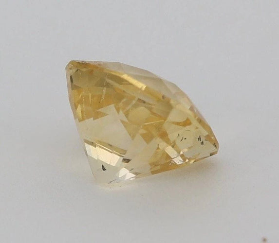 Gemstone Saphir jaune non chauffé 1,12 ct avec certificat CGL 58 Facettes 156