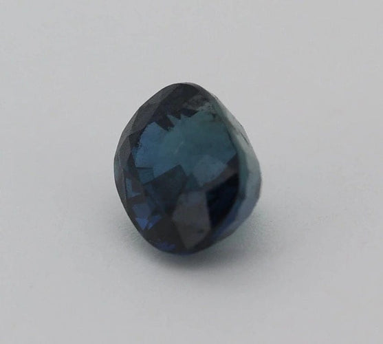 Gemstone Saphir bleu naturel 1,04 ct taille ovale 58 Facettes 104