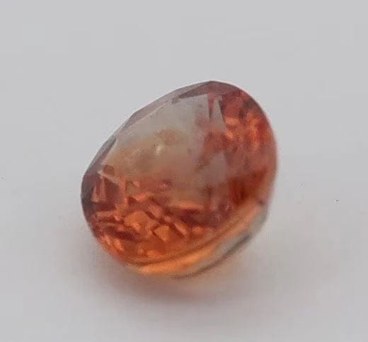 Gemstone Saphir padparadscha 0,46 ct avec certificat 58 Facettes 96