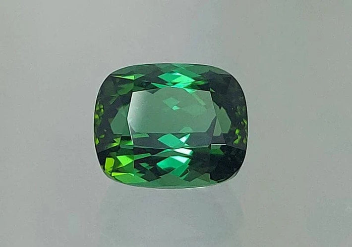 Gemstone Tourmaline - Pierre 4,70 ct taille coussin verte 58 Facettes 77