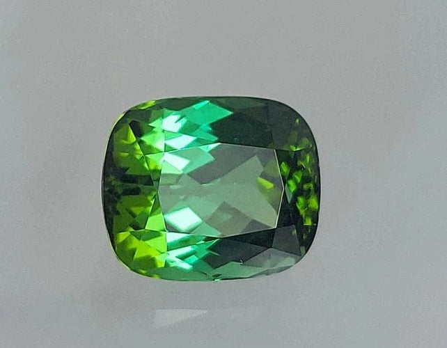 Gemstone Tourmaline - Pierre 4,70 ct taille coussin verte 58 Facettes 77