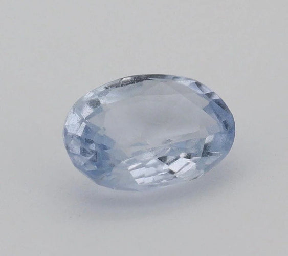 Gemstone Saphir bleu ovale chauffé 1,01 ct avec certificat 58 Facettes 456