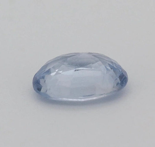 Gemstone Saphir bleu ovale chauffé 1,01 ct avec certificat 58 Facettes 456