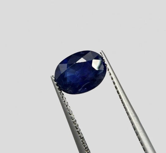Gemstone Saphir bleu non chauffé naturel 2,04 ct taille ovale 58 Facettes 492