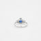 Bague 54 Bague en or blanc 18 ct avec saphir bleu et diamants 58 Facettes