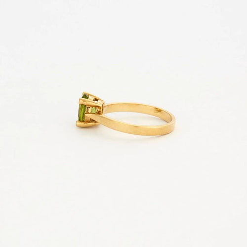Bague 54 Bague en or jaune 750 avec péridot et diamants 58 Facettes