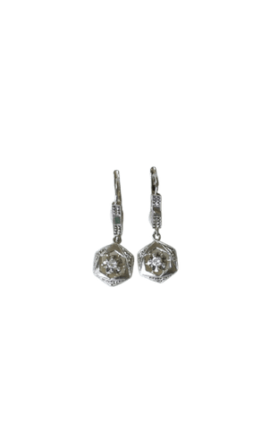 Boucles d'oreilles Boucles d'oreilles pendantes Art déco en or blanc et platine, diamants 58 Facettes