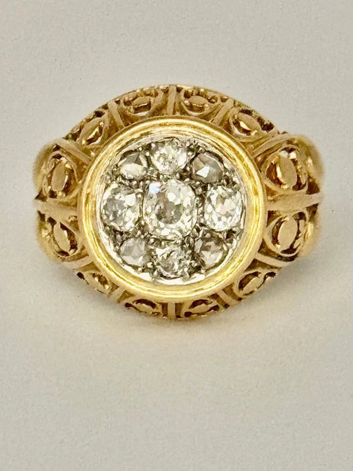 Bague 57 Bague dôme pavée de diamants en or jaune 750 58 Facettes