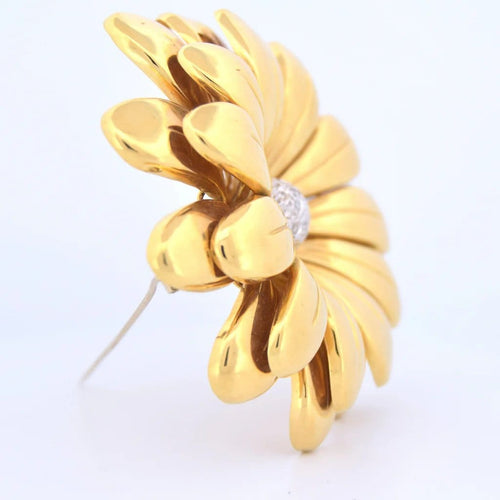 Broche Broche fleur - en or jaune 18 carats et diamants 58 Facettes SP39
