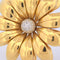 Broche Broche fleur - en or jaune 18 carats et diamants 58 Facettes SP39