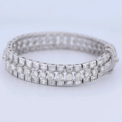 c2d87b95-0a9c-499d-91da-c47cf35b4700